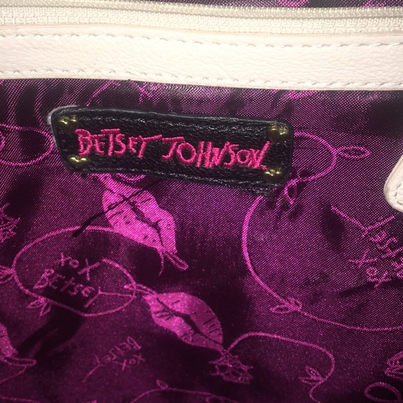 Betsey Johnson tote bag - Picture 6 of 6